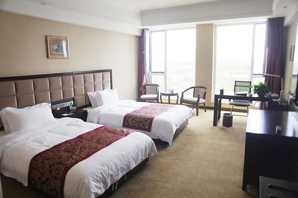 Weishi International Hotel Qing Zhou Eksteriør billede