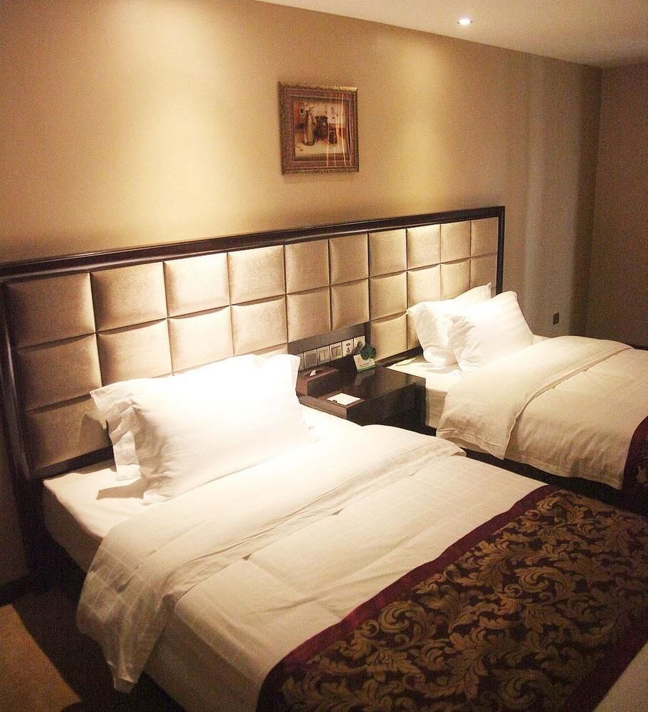 Weishi International Hotel Qing Zhou Eksteriør billede